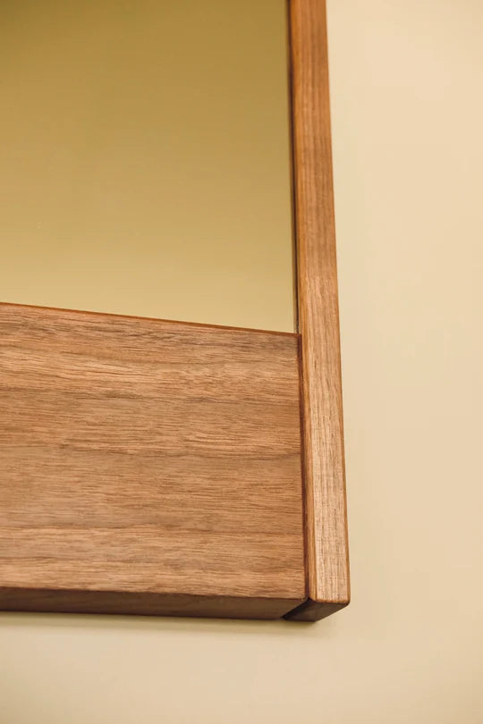 Breeze Mirror