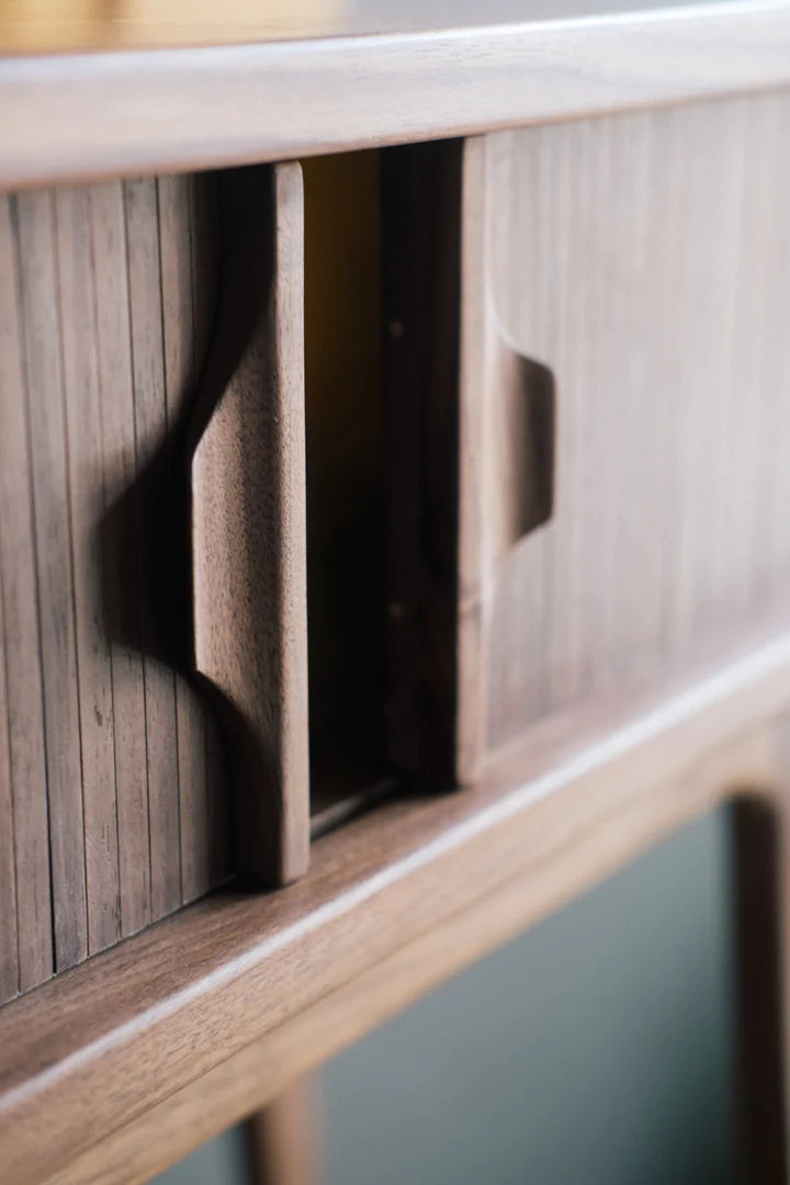 Vu Cabinet