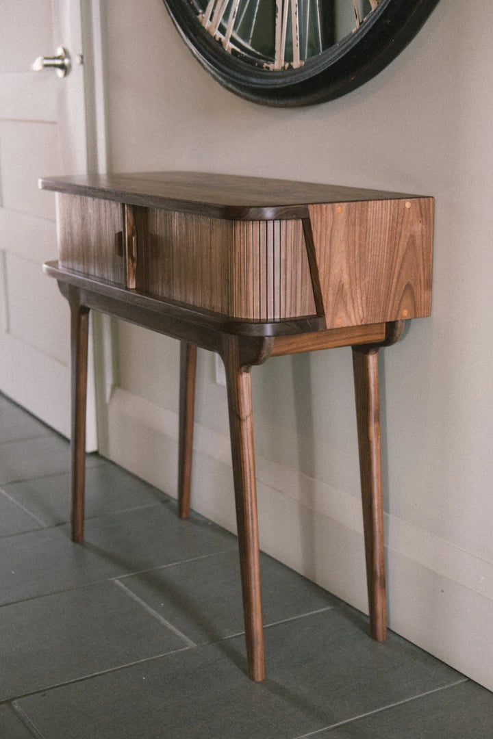 Vu Cabinet